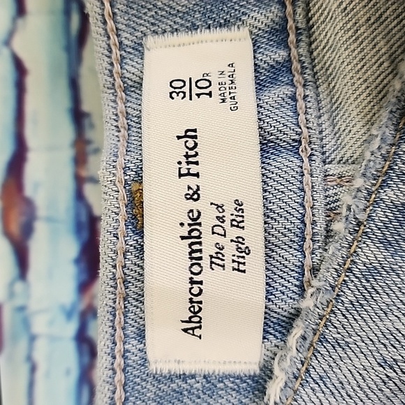 A&F THE DAD HIGH RISE size 10/30R - Picture 3 of 4